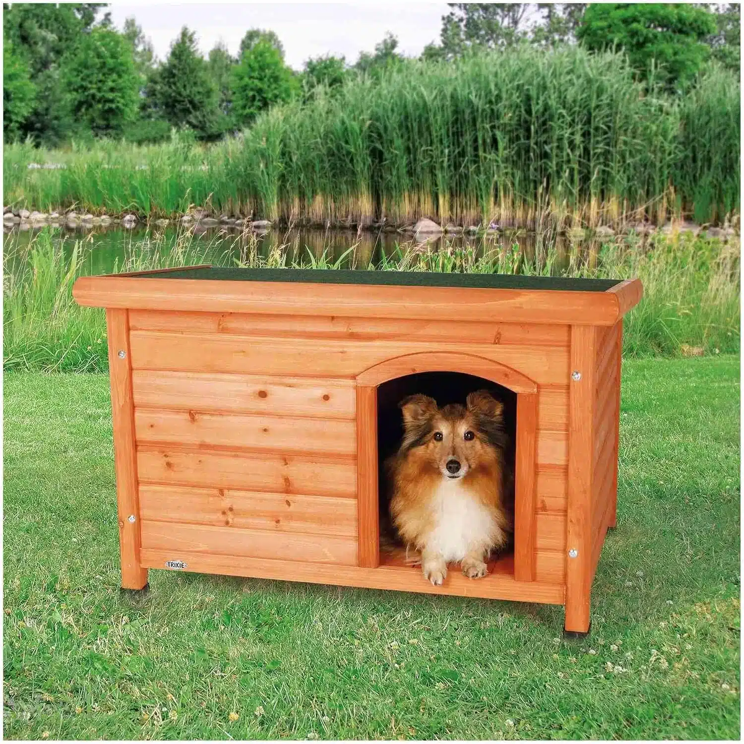 TRIXIE natura flat-roof wooden dog house for small to medium dogs